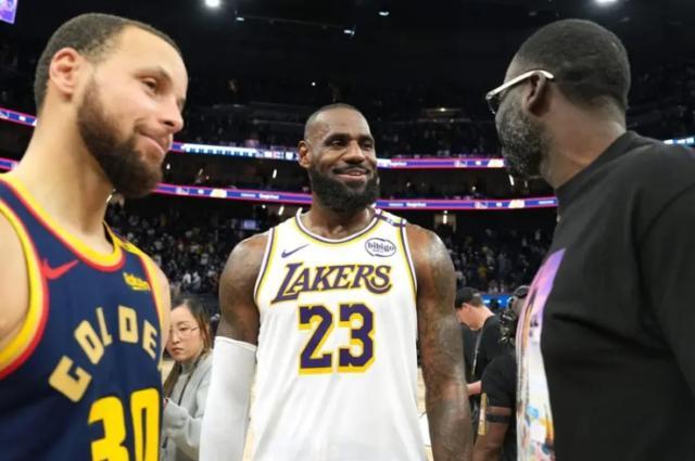 杏彩体育官网-湖记：库里和追梦计划在休赛期全力招募詹姆斯